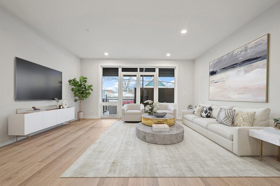 Family-Room-Front-View 
